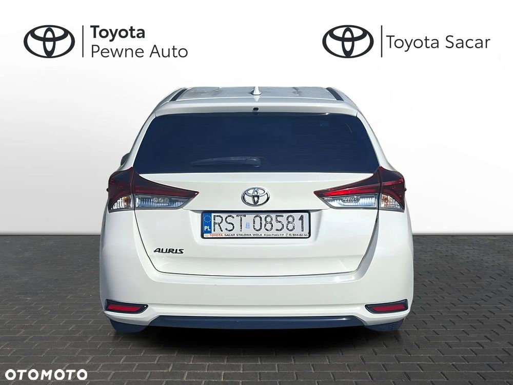 Toyota Auris - 4