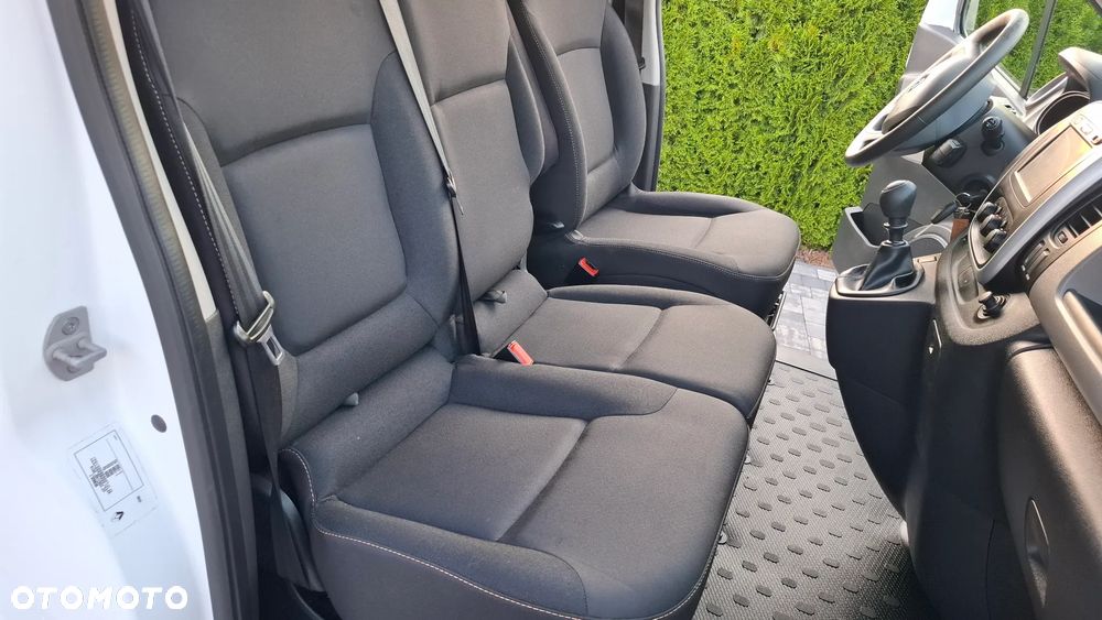 Renault Trafic - 14