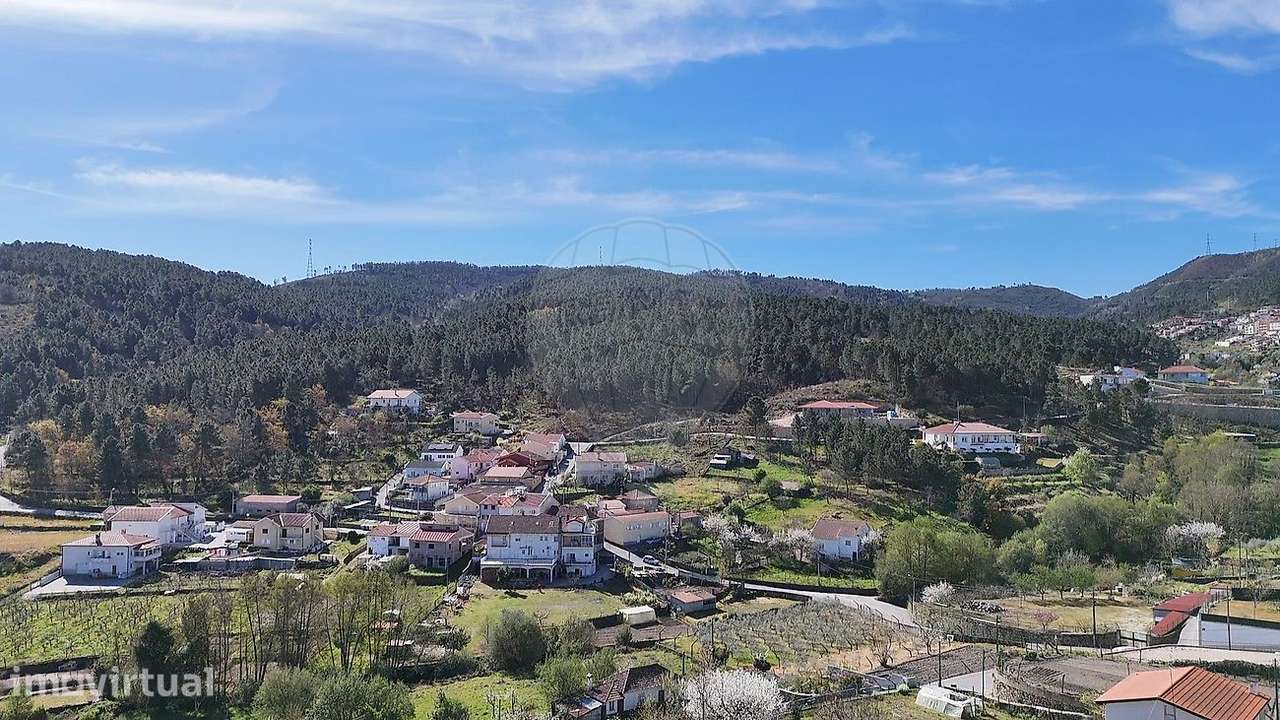 Moradia T8 para venda - Grande imagem: 2/21