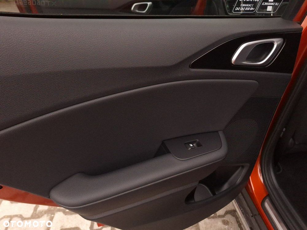 Kia XCeed 1.5 T-GDI Business Line DCT - 25