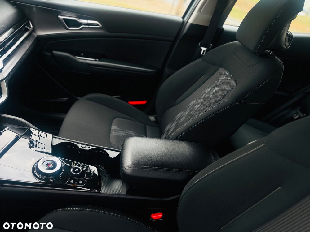 Kia Sportage 1.6 T-GDI 2WD Eco-Dynamics + (48V M-H) DCT Spirit - 9