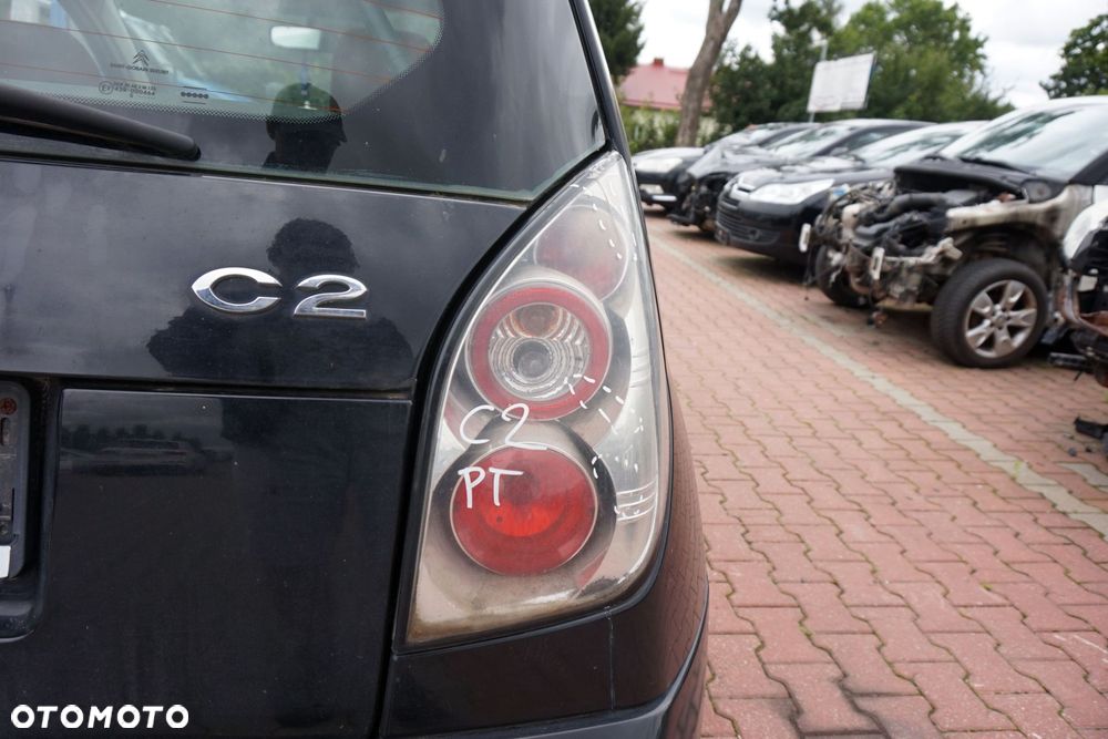 LAMPA TYLNA PRAWA C2 PH1 6351S7 CITROEN 2003-2005 - 2