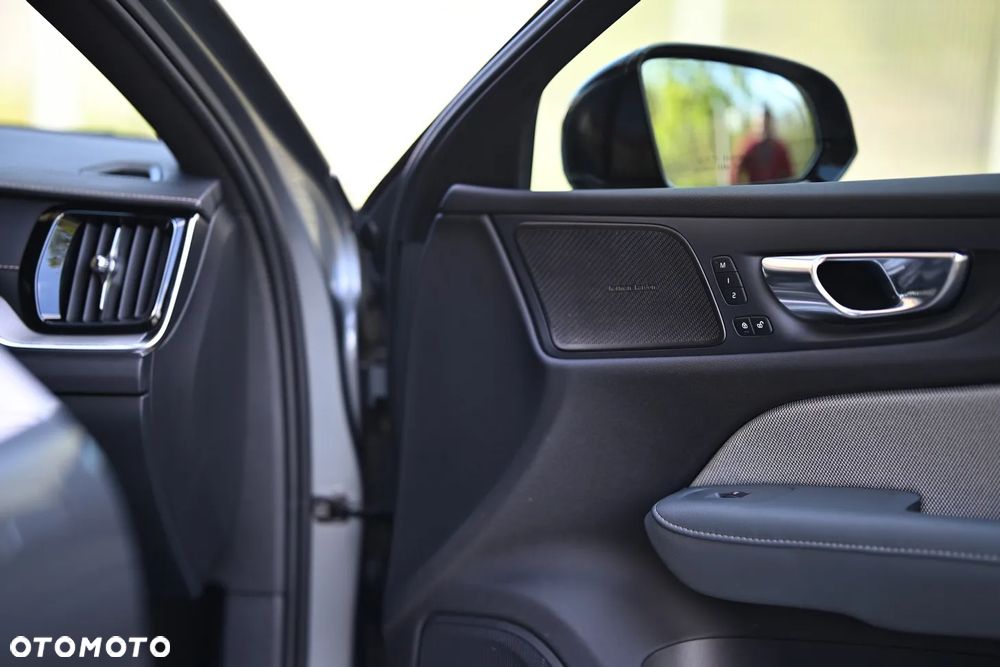 Volvo S60 - 23