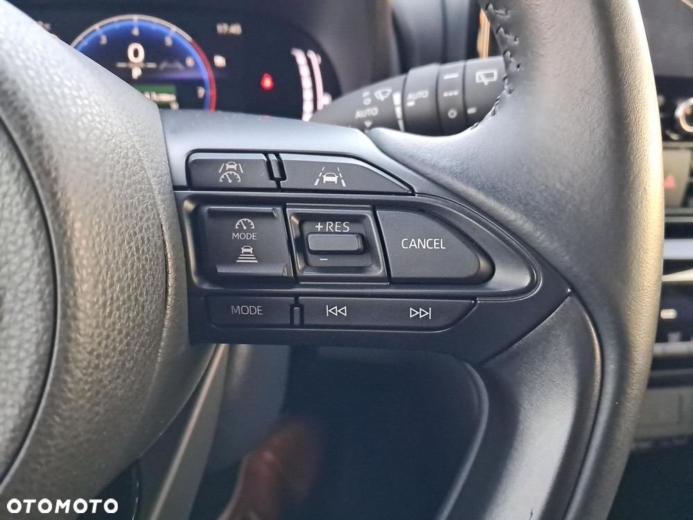 Toyota Yaris Cross Hybrid 1.5 Style - 17