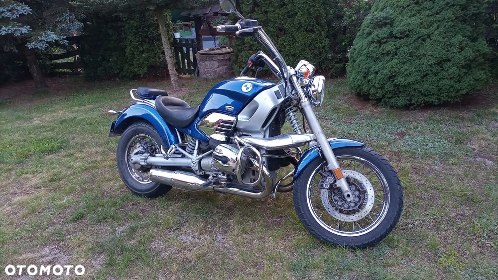 BMW R - 1