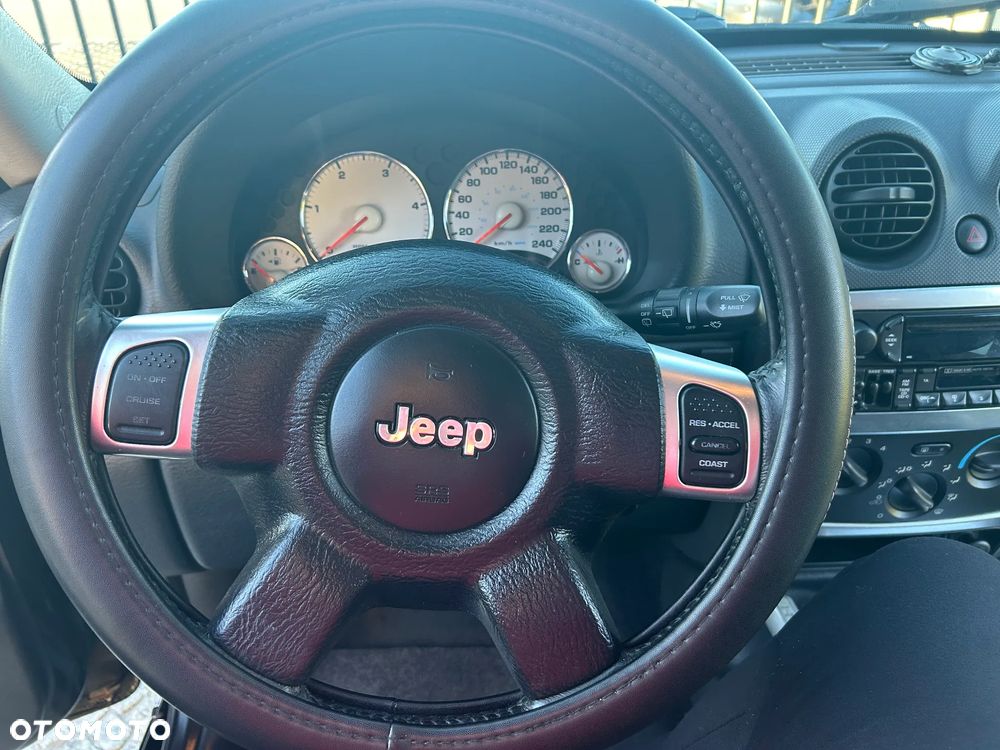Jeep Cherokee 2.8L CRD Limited - 11