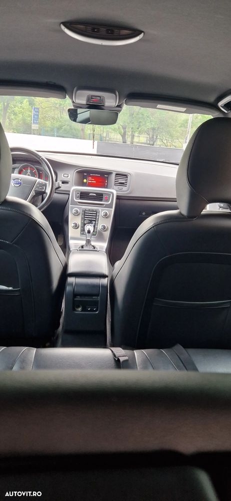 Volvo V60 D4 AWD Summum - 7