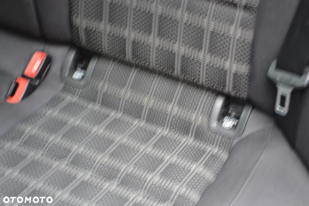 Audi A4 Avant 2.0 TDI DPF quattro - 20