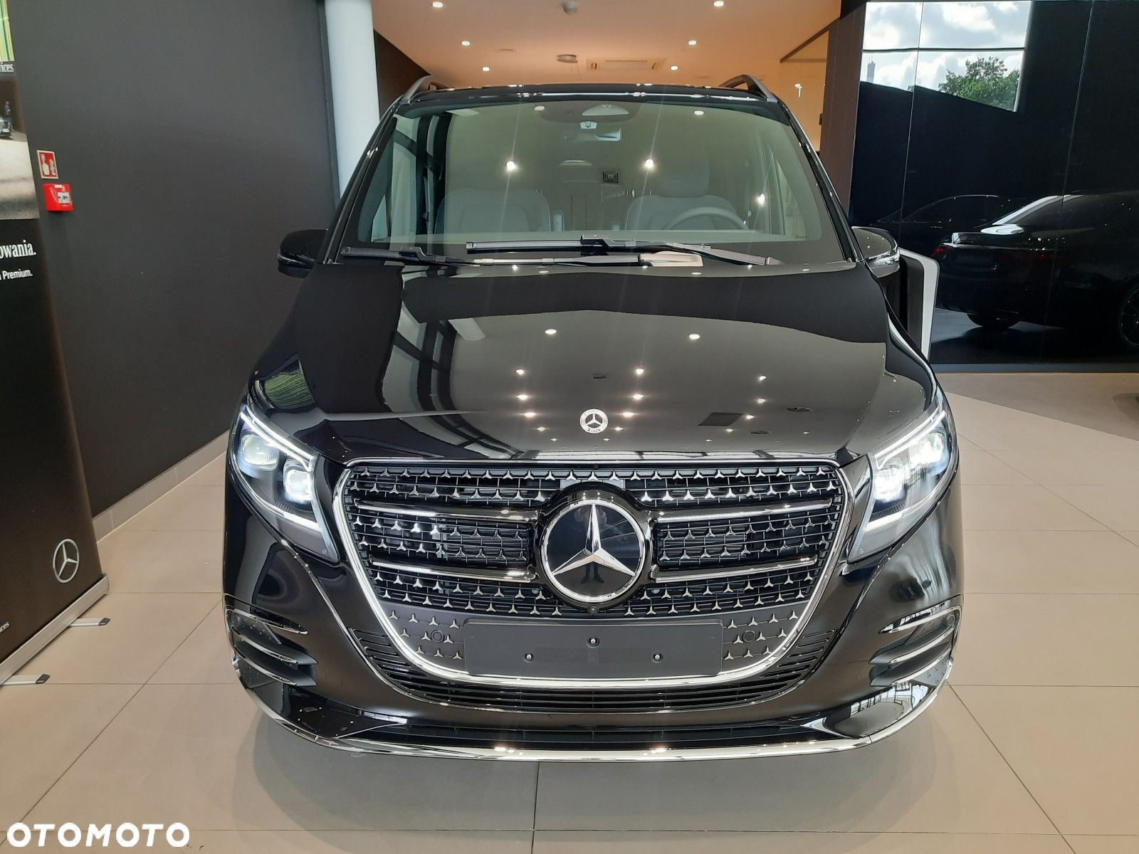 Mercedes-Benz Klasa V - 2