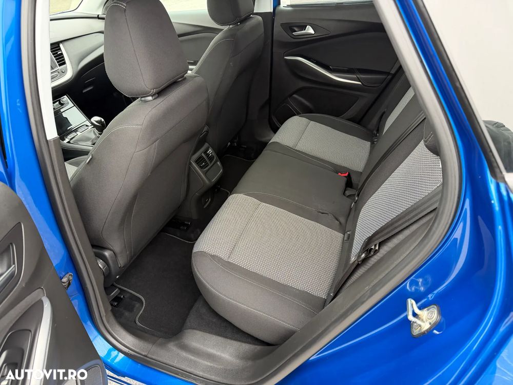 Opel Grandland X 1.2 Turbo START/STOP Enjoy - 8