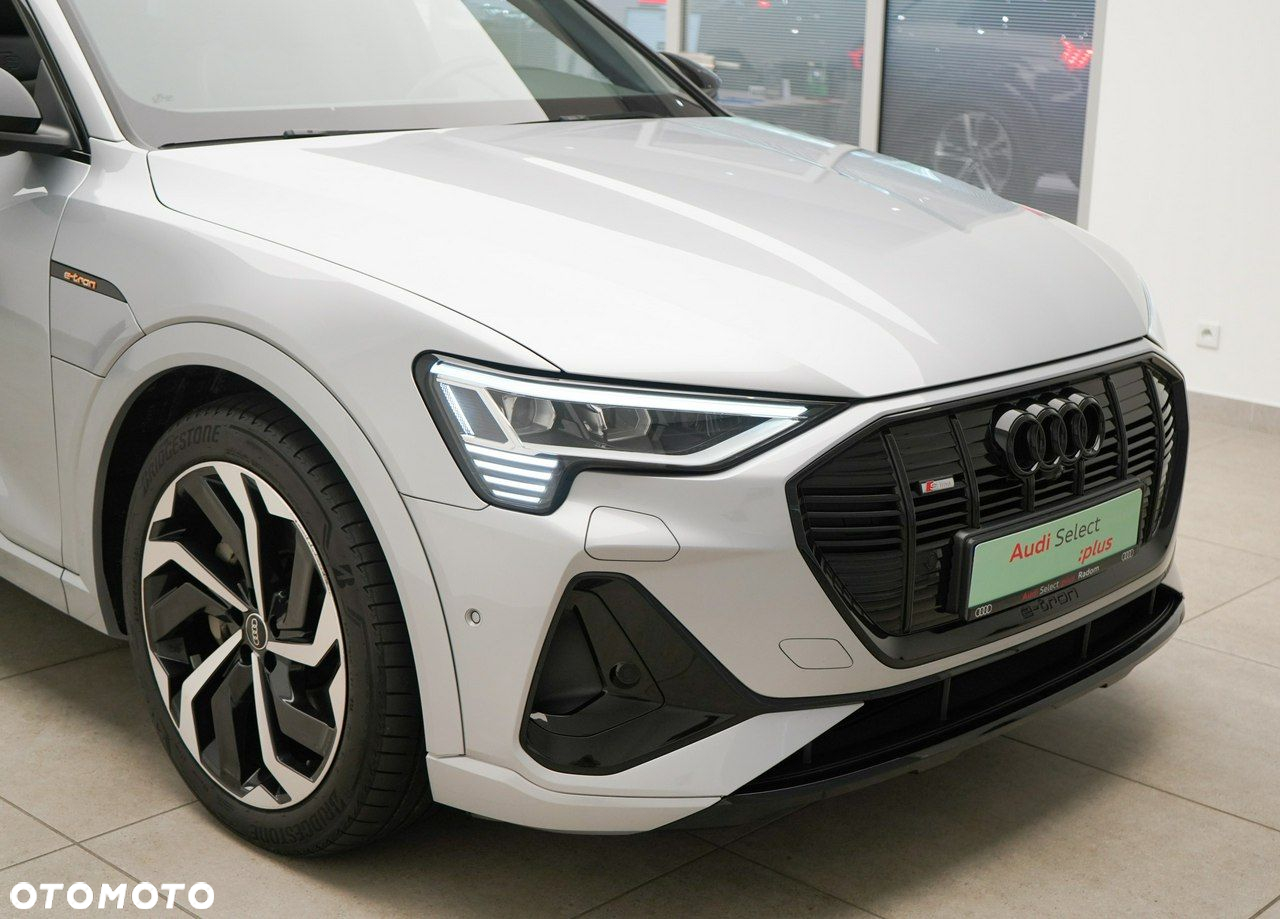 Audi e-tron - 13