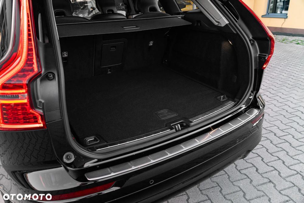 Volvo XC 60 B4 D Core - 12