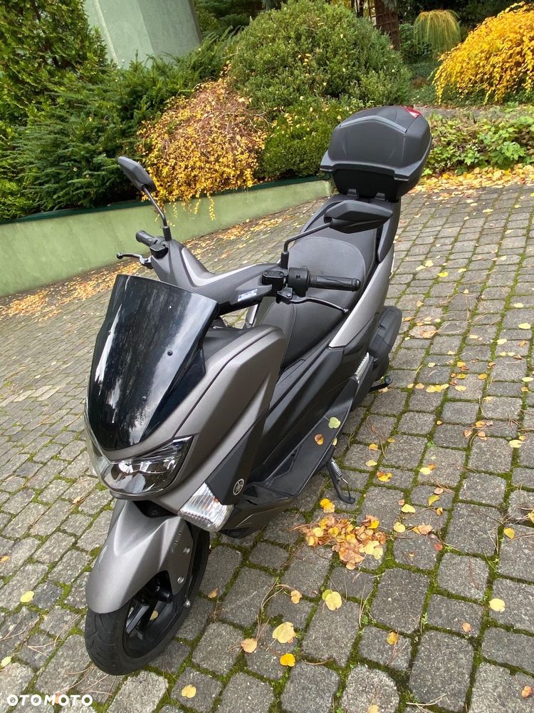 Yamaha NMAX - 1