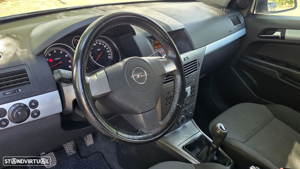 Opel Astra 1.4 Enjoy - 9