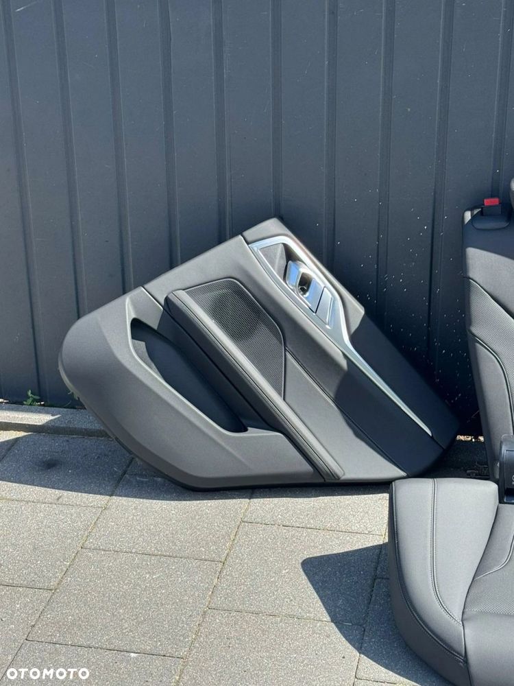 FOTELE TAPICERKA BMW M8 F92 G15 SPORTOWE MPAKIET SKÓRA MERYNOS CZARNA - 7
