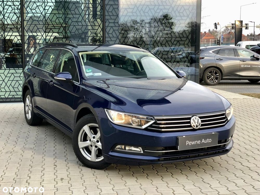 Volkswagen Passat - 9