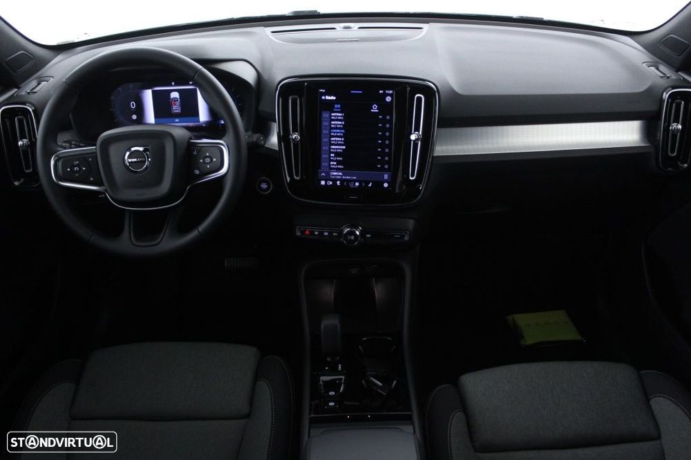 Volvo XC 40 2.0 B3 Plus Dark - 19