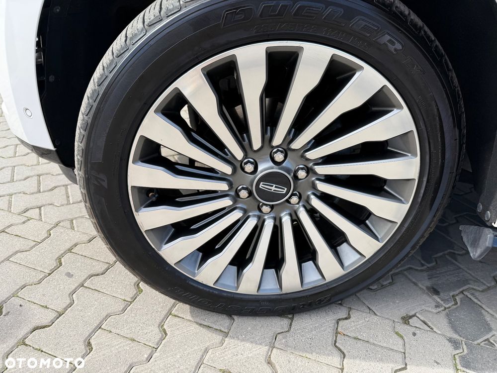 Lincoln Navigator - 5