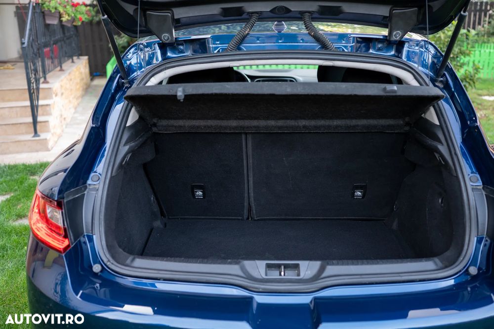 Renault Megane BLUE dCi 115 EDC BUSINESS EDITION - 17