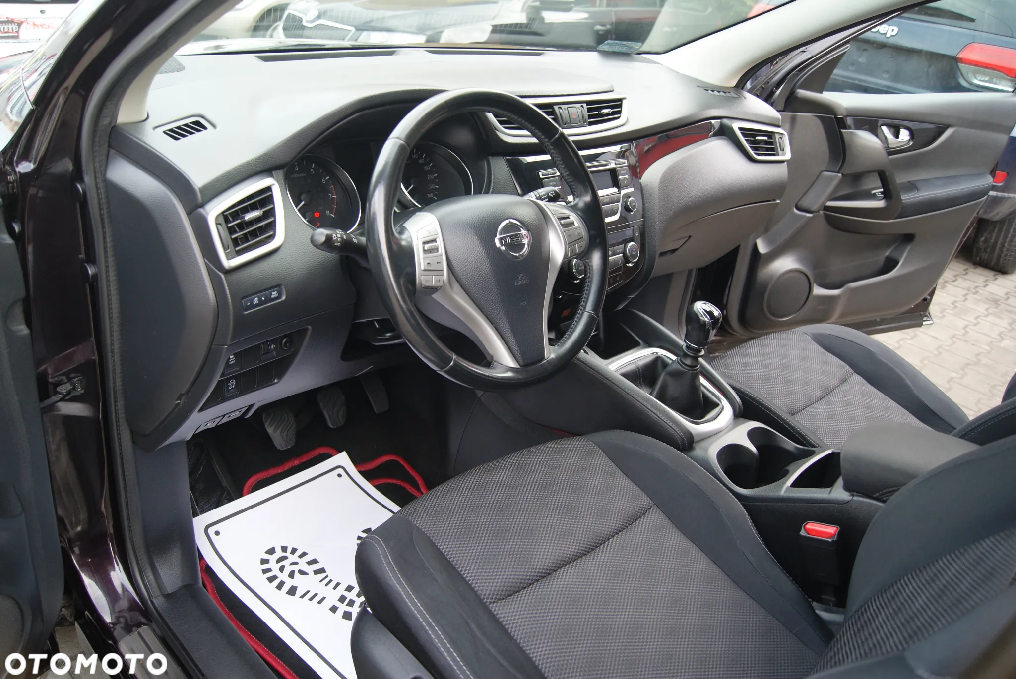 Nissan Qashqai 1.2 DIG-T Tekna - 25