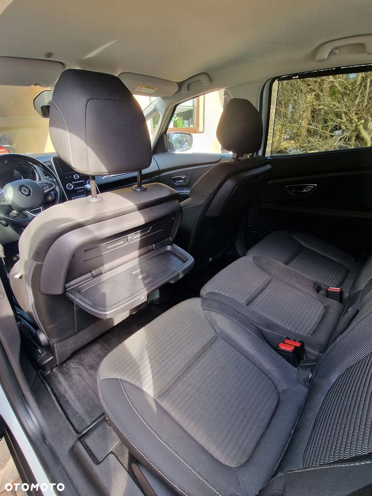Renault Scenic dCi 110 EDC Dynamique - 8