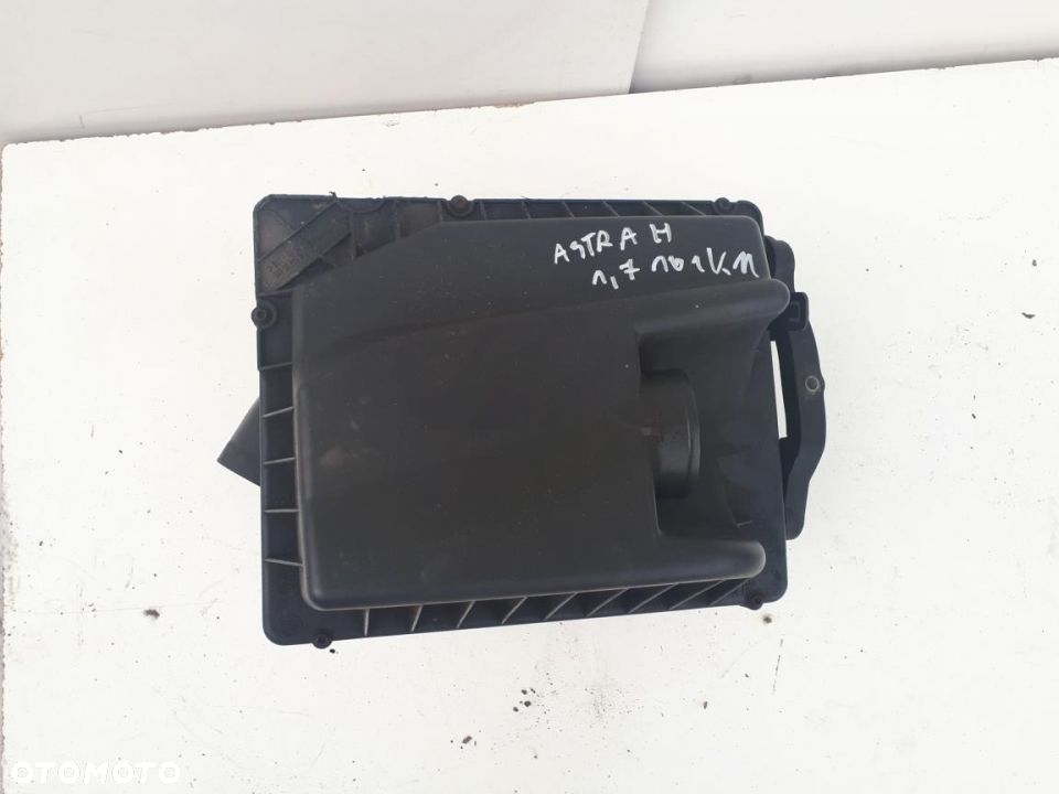 Obudowa Filtra Powietrza Opel Astra H 1.7 CDTI, 1.9 CDTI, 1.4 B , 1.6 B 1.8 B - 1