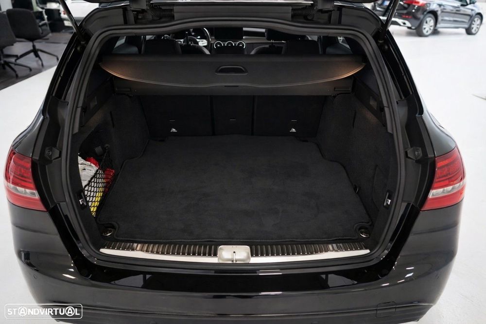 Mercedes-Benz C 220 d Station 9G-TRONIC Night Edition - 22