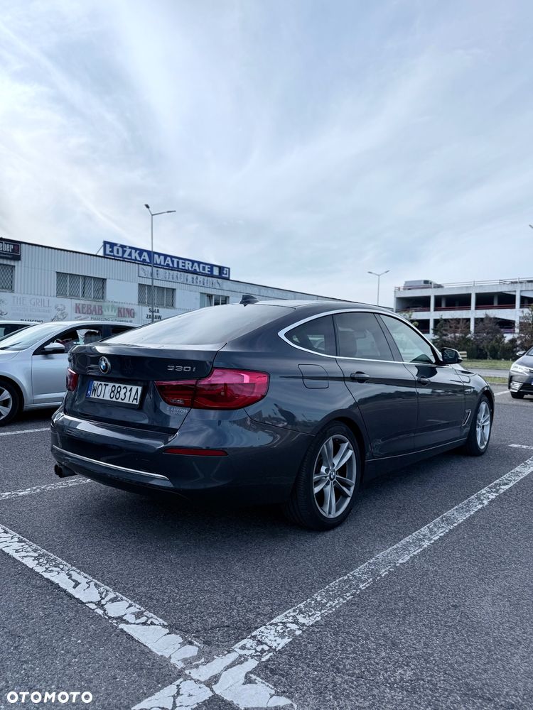 BMW 3GT 330i - 5