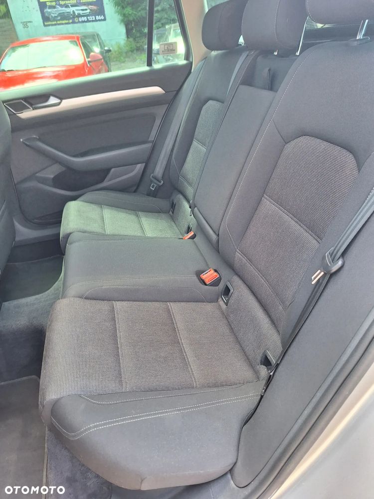 Volkswagen Passat 2.0 TDI BMT Comfortline DSG - 25