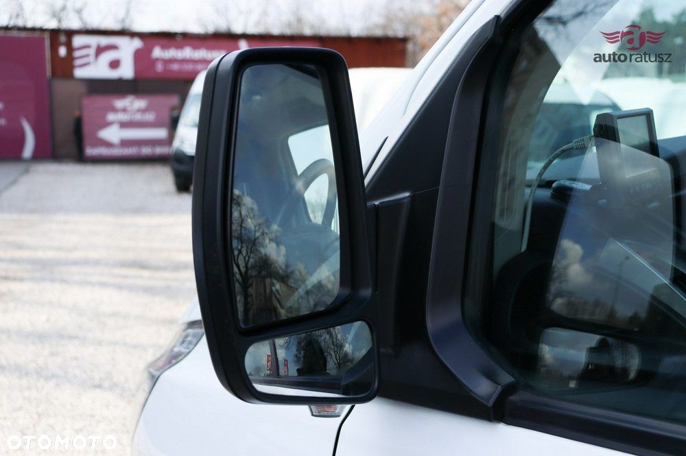 Ford Transit Custom - 12