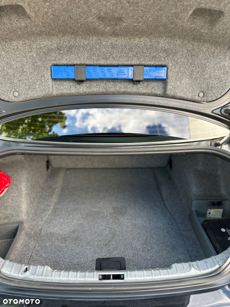 BMW Seria 3 325i - 16