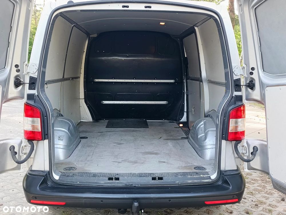 Volkswagen Transporter - 14