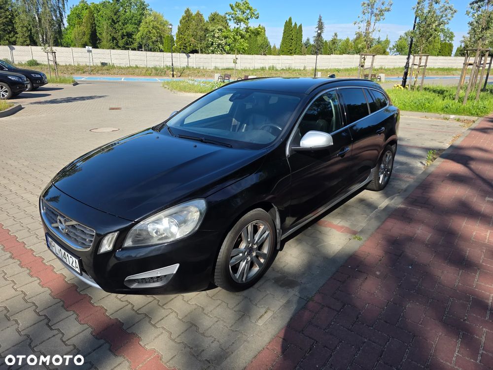 Volvo V60 D4 Geartronic Momentum - 3
