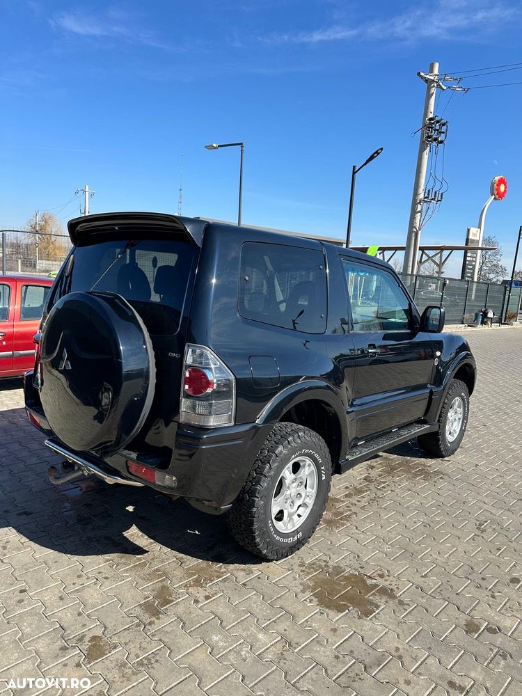 Mitsubishi Pajero 3.2 DI-D Automatik Dakar - 2