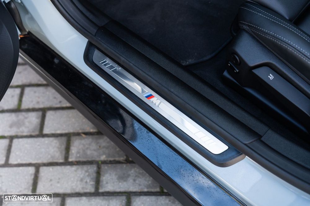 BMW i4 eDrive40 Desportiva M - 10