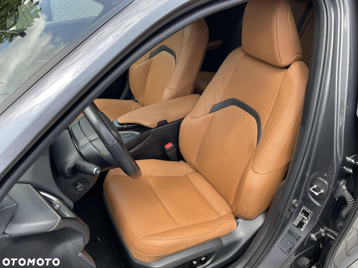 Lexus UX - 13