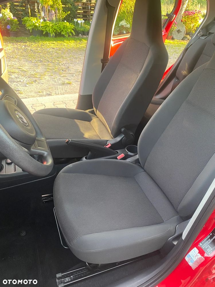 Volkswagen up! 1.0 Take - 3