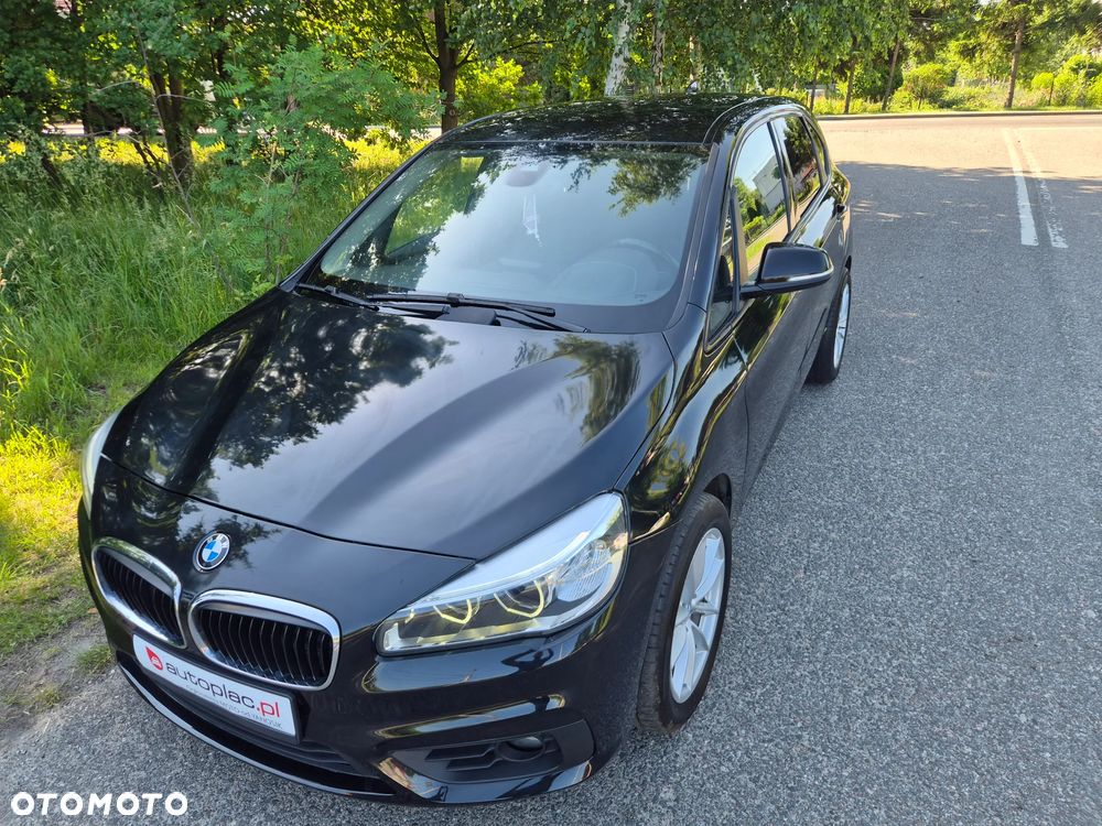 BMW Seria 2 216d Sport Line - 1