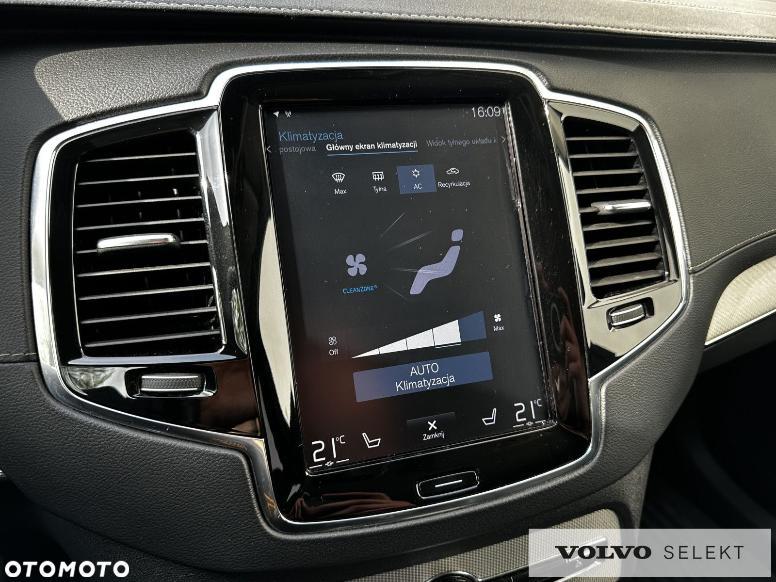 Volvo XC 90 - 40