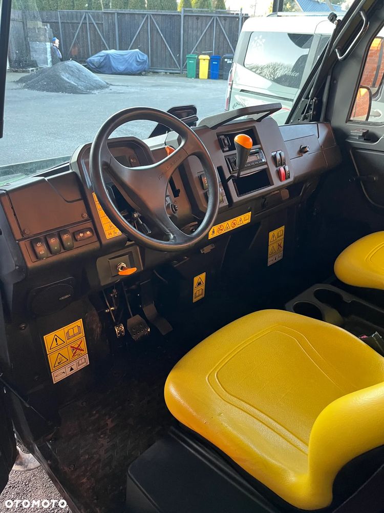 John Deere GATOR - 9