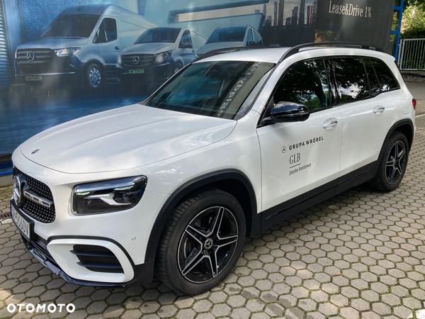 Mercedes-Benz GLB 200 d 4-Matic AMG Line 8G-DCT
