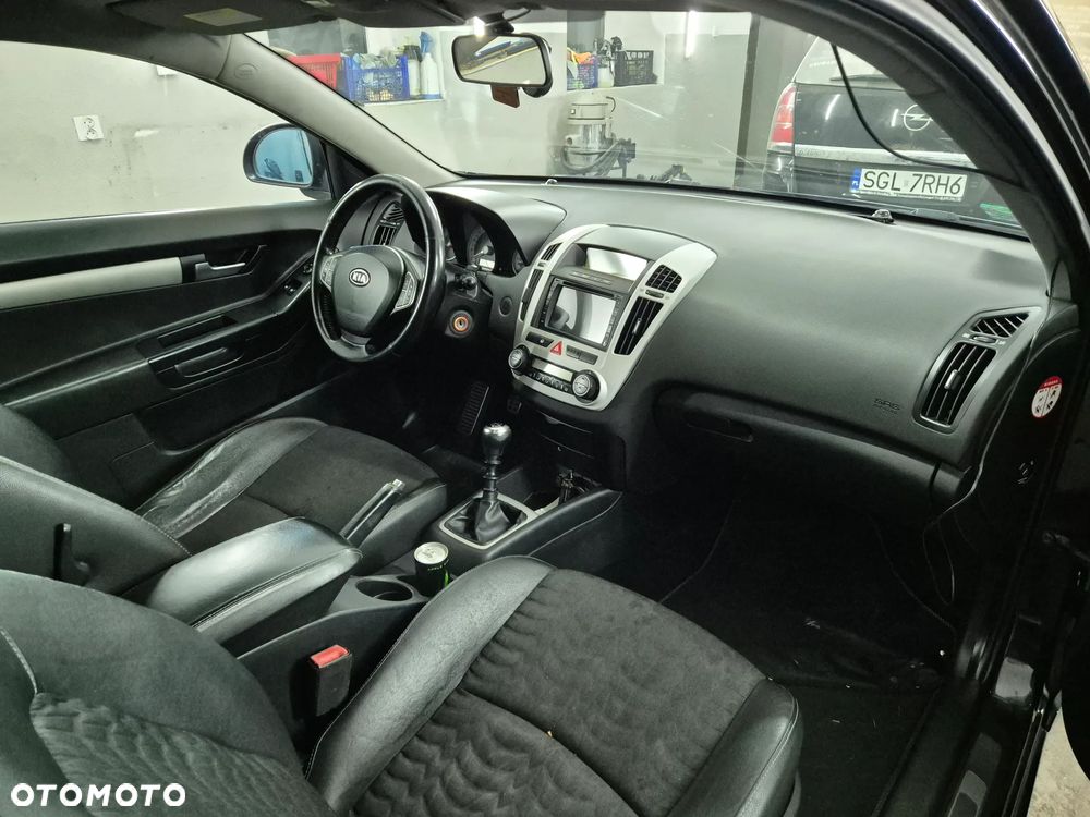 Kia Ceed 1.6 Crdi Optimum + - 13