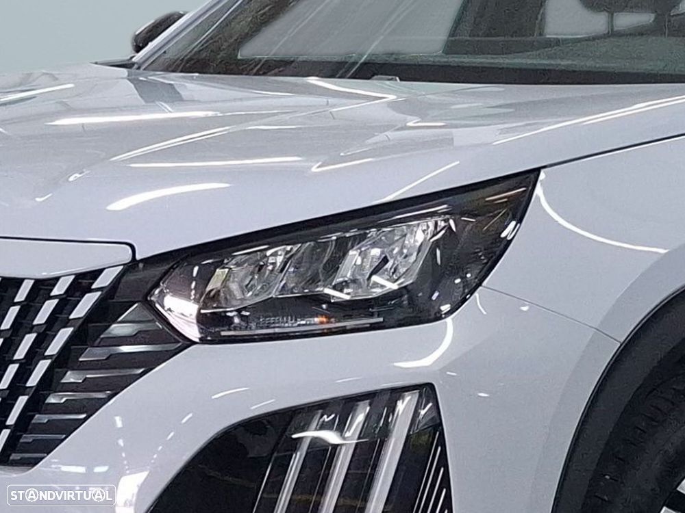 Peugeot e-2008 54 kWh Allure - 3