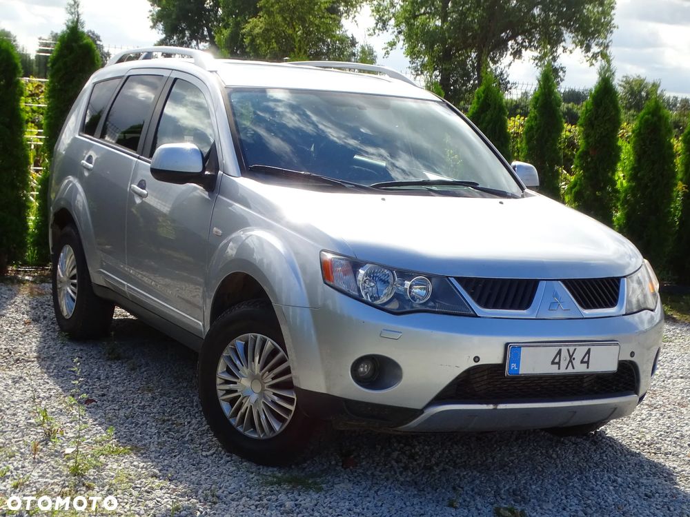 Mitsubishi Outlander - 13