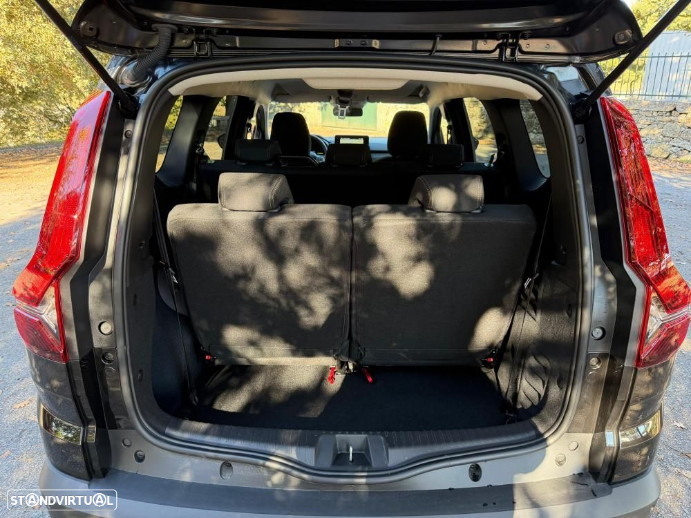 Dacia Jogger 1.6 Hybrid SL Extreme 7L - 24