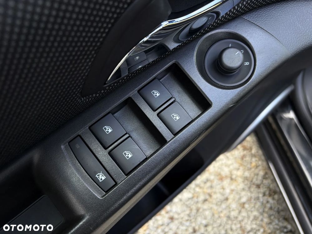 Chevrolet Cruze 1.8 LT+ - 31