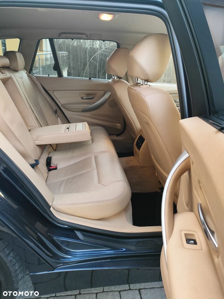 BMW Seria 3 320d Sport-Aut Sport Line - 20