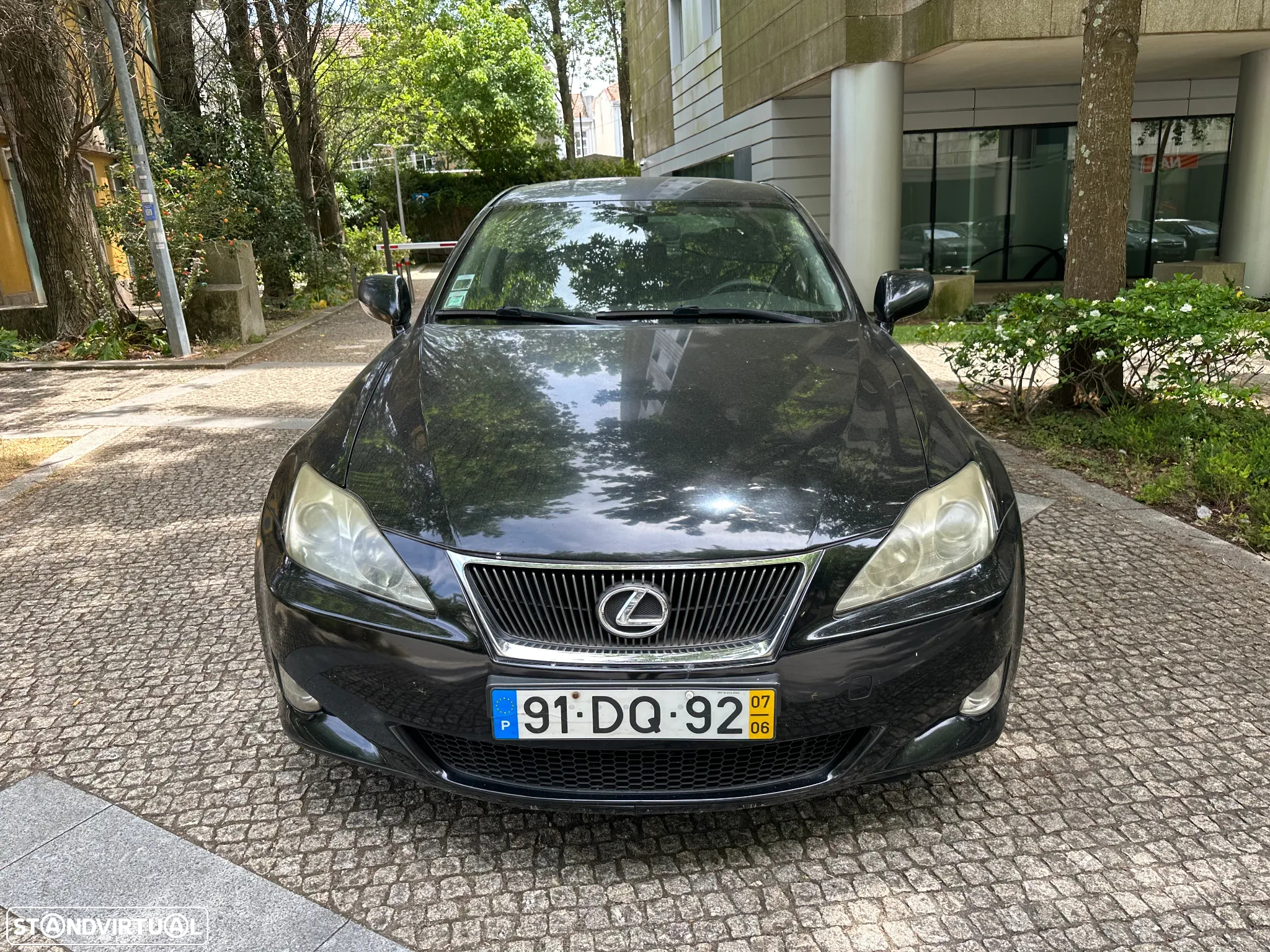 Lexus IS 220 d Luxury 48 - 11