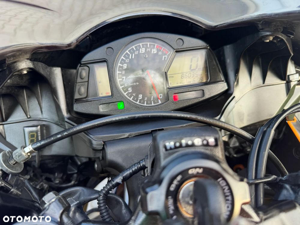 Honda CBR - 28
