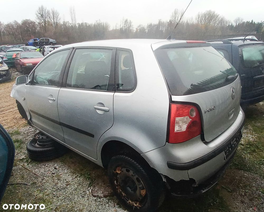 Vw Polo 9N 1.2 12v 02r lampa tylna lewa prawa Europa